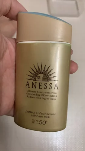 Nhấp để xem toàn màn hình Sữa Chống Nắng Anessa Kiềm Dầu SPF50+ PA++++ photo review
